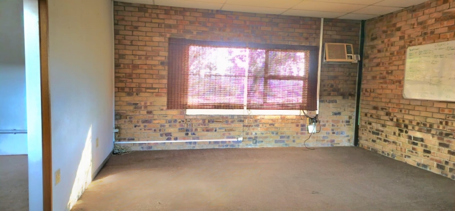 Commercial Property for Sale in Oos Einde Free State